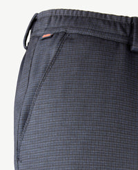 Brax - Thore - Herenbroek met elastiek rondom - Travel jersey - Ruitje navy met grijs en zwart