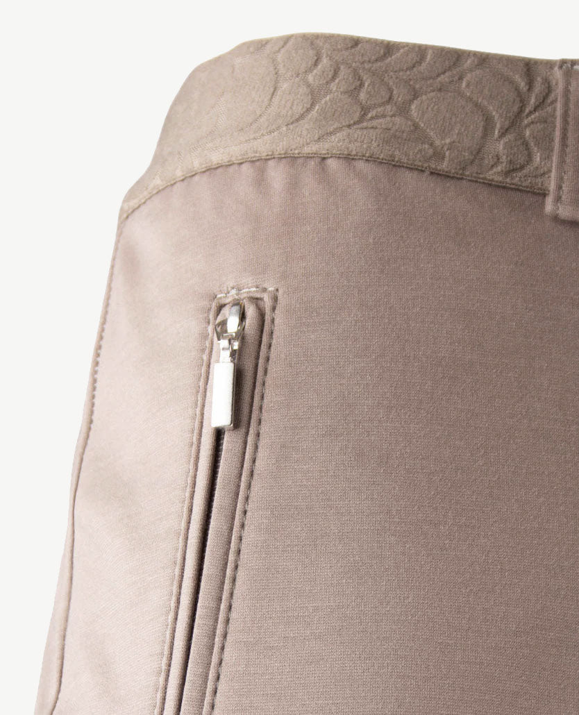 Brax Raphaela - Lillyth - Elastiek rondom jersey - Korte lengte - Taupe