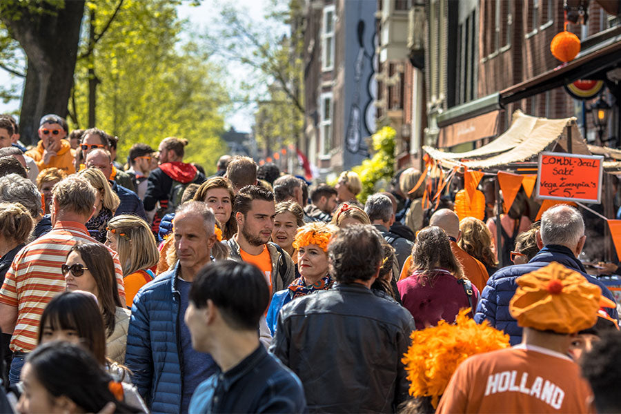 Wat draag je met Koningsdag? Tips voor dames en heren