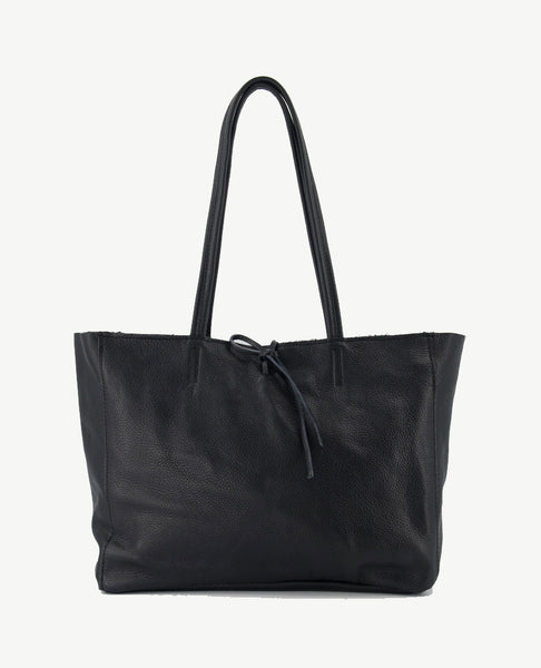 TOM TAILOR DENIM Schoudertas 'Leana' in Zwart | ABOUT YOU